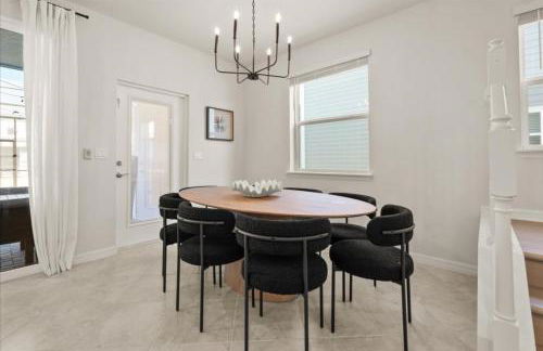 5 Bedrooms 4 Bathrooms Windsor Cay 16202 Cc - Foto 4