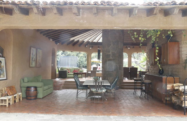 Country House In The Woods With River - Foto 27