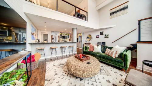 Waterfront Cleveland Apt about 1 Mi to Downtown - Foto 2