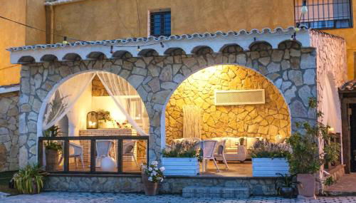 Spacious villa in Can Trabal with private pool and jacuzzi 980 m² - Foto 4