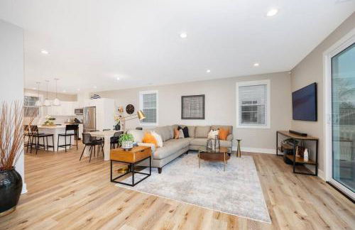 Hot Tub - Saugatuck - Douglas - Luxury Home Sleeps 8 - Foto 23