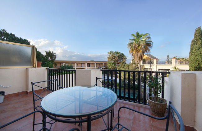 Studio in Marbella With Beachfront Pool - Photo 20