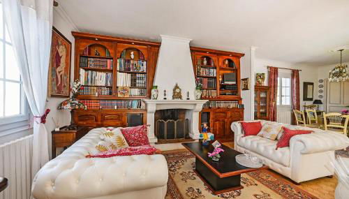 Lovely Home In Saint-Julien-Les-Rosie - Foto 5