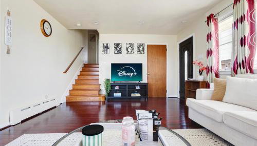 Spacious 7BD Sleeps 12 Near Boardwalk & Parking - Foto 1