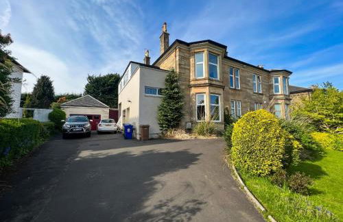 A Spacious Flat with Character - Private Car Space - Foto 42