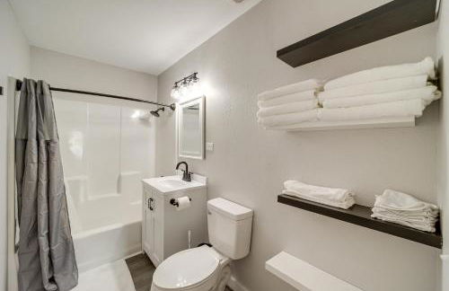 Waterfront Grove Retreat with Dock Cedar Ridge - Foto 27