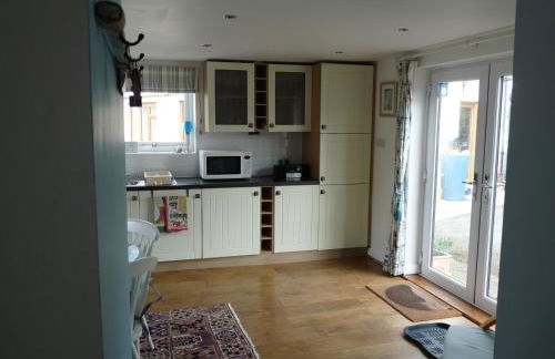 Gwyndaf Holiday Cottage - Photo 3