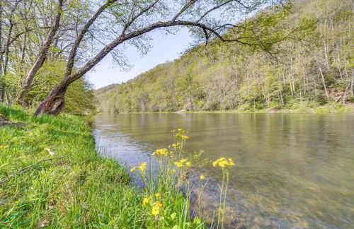 Hike and Fish Marlinton Cabin with Fire Pit and Views! - Foto 40