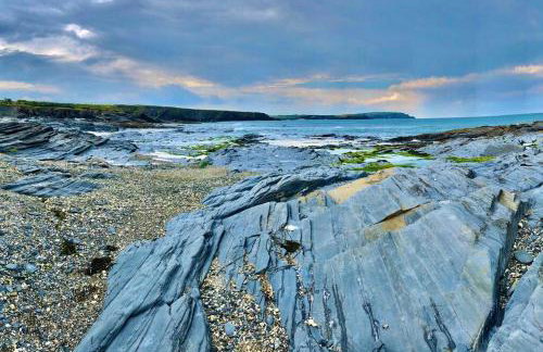 Cosy Seaside Bothy For 4 In Trevone Bay Close To Beach and Padstow - Photo 21