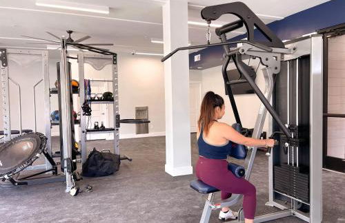 Luxe One Bedroom Apartment with Balcony - Foto 23