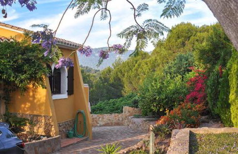 Awesome Home In Oliva With Private Swimming Pool, Can Be Inside Or Outside - Photo 18