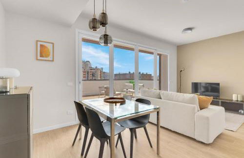 Airy Apartments with Balcony & Garage by NDP rent - Foto 16