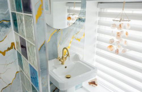 Cosy Welsh Cottage in St Davids Centre with Garden - Photo 35