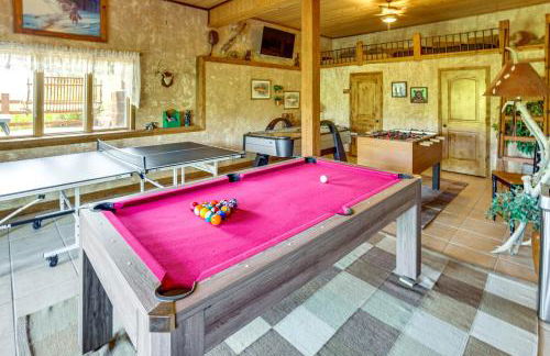 Fish Haven Cabin with Game Room, Views and Deck! - Foto 2