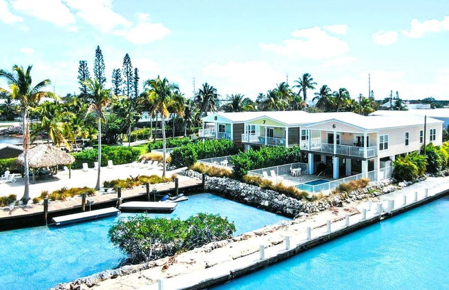 5 Beautiful 4 Bed 3 Bath Pool Home w Free Dock - Foto 38