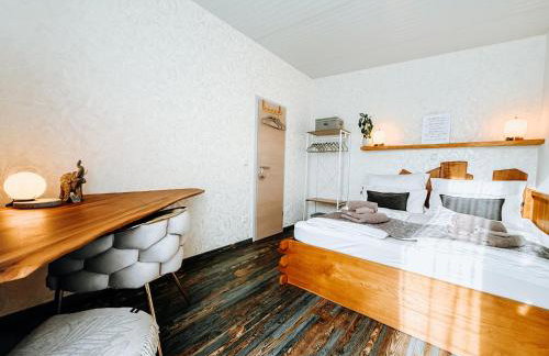 Schäfers - Ihr Wohlfühlort - Hochwertige Ausstattung, Naturgrundstück mit Bachlauf, Terrassen, WLAN, Parken - an 2 Seen bei Leipzig - Foto 51