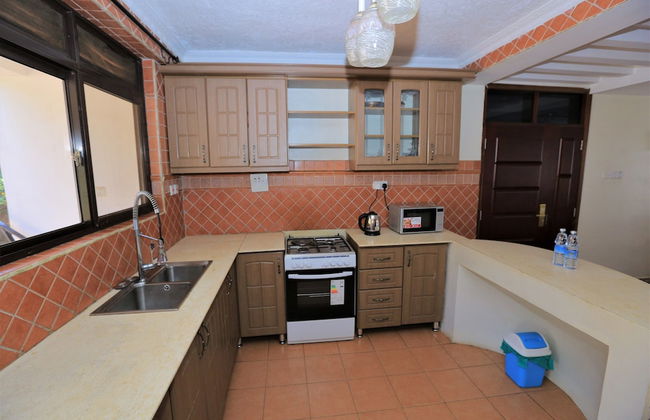 Goldmark Apartments - Photo 12