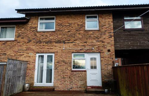 Fife - Driveway Parking Spacious 4 bed house Sleeps 6 Ideal Contractor Accommodation - Foto 20