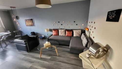 Tichnich Appartement - 2 bedrooms - 1 min away from train station - Photo 4