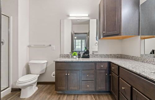 3BR King Bed Balcony North Raleigh - Foto 37