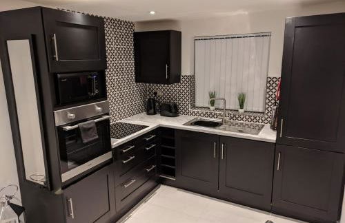 Dream101, Luxury 2 Bedroom apartment - free parking - Foto 12