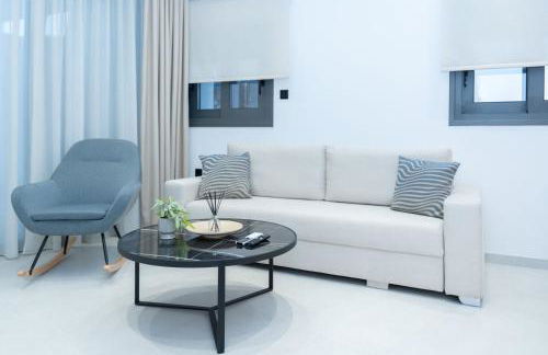 MONOPATI Apartments - Photo 9