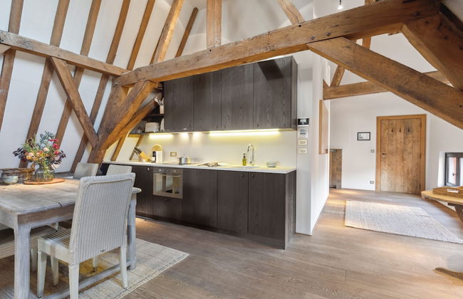 Beautiful and Authentic Penthouse in Bruges Center - Photo 25