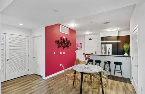 Fairfax District Chic City Oasis 2 BR Apt with Den 136 - Foto 20