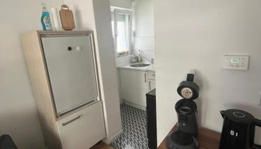 2 Rooms Apartment in Stuttgart Obertürkheim - Foto 4, minibar