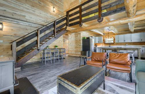 Riverfront Montana Log Cabin with Mountain Views! - Foto 6