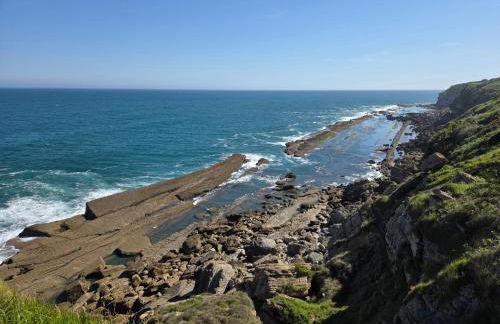 La Jomeruca ,espaciosa casa rural cerca de playa y montaña - Foto 5