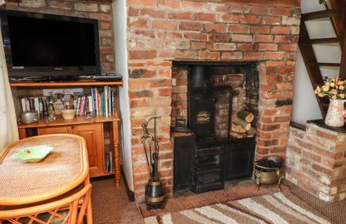 Woldsend Cottage - Photo 5