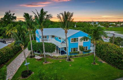 Pet-Friendly 2BR - No Pet Fees - Walk to Beach - Foto 11