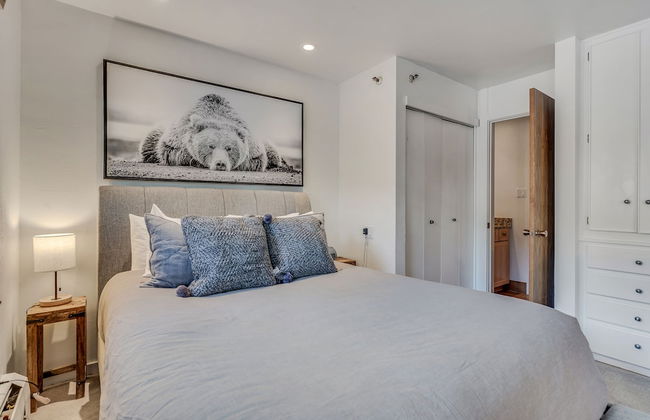 Laurelwood Condominiums - Foto 19