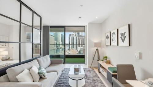 Large Studio Balcony Spa Gym Pool Sauna Roof Bar - Foto 3