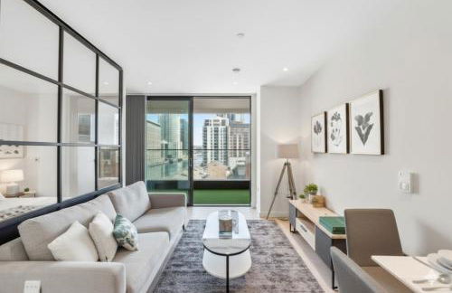 Large Studio Balcony Spa Gym Pool Sauna Roof Bar - Foto 3