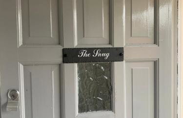 The Snug, ideal for sporting events and city breaks, hidden nook in the Heart of Newcastle, with parking, Wifi, Smart Tv, close to all local travel links - Foto 47