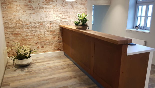 Check-in e check-out automático