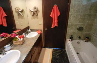 Unique Lava House by steaming crater - Photo 22