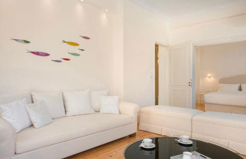 Etoile Luxury Suites - Photo 9