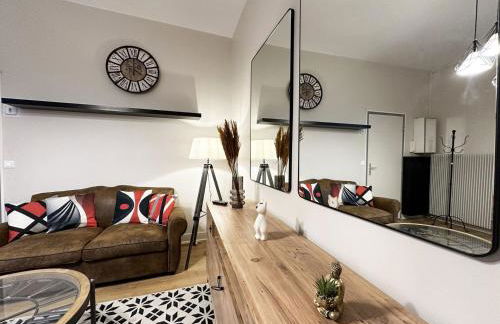 Le Saint Julien - City center - Self-entrance - Foto 15