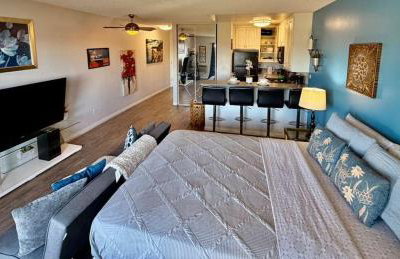 Hollywood Studio with Pool, Parking, Gym & Sign View - Foto 2