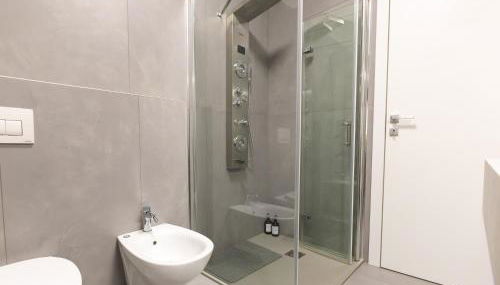 Iside - Private garage - 15 minutes to Como - Foto 4, Shower