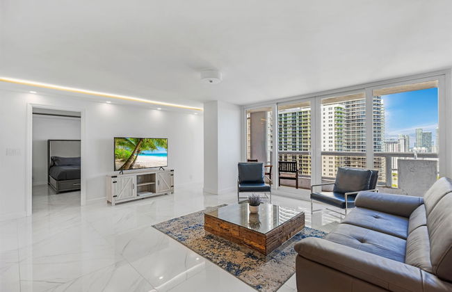 Modern Apartments Biscayne Bay - Photo 27