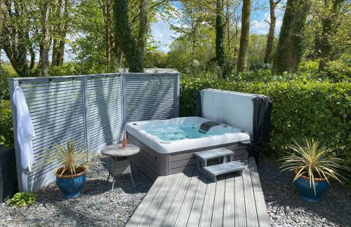 Luxury retreat with hot tub & wood burner - Mylor - Foto 65