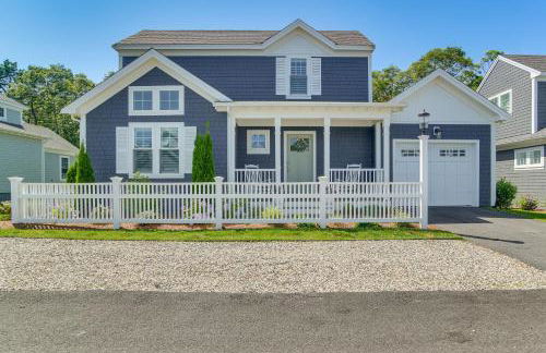 2 Mi to Public Beach! Cape Cod Gem with Fire Pit - Foto 2