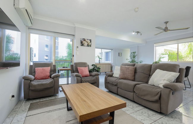 Bayview Beach Holiday Apartments - Photo 40