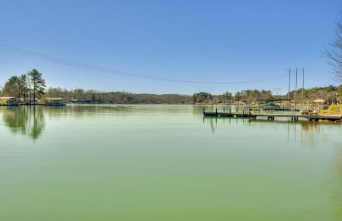 Deck, Grill and Dock Access Lake Keowee Retreat! - Foto 31