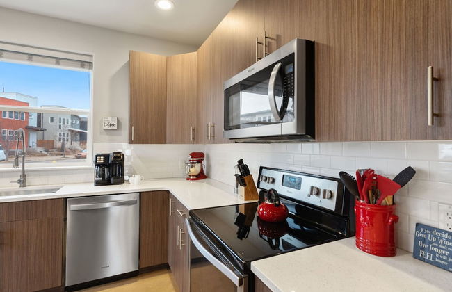 Elegant Oasis - Fireplaces, King Beds, Mtn Views! - Foto 11