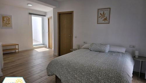 Sunny Churriana Jacaranda - Photo 2